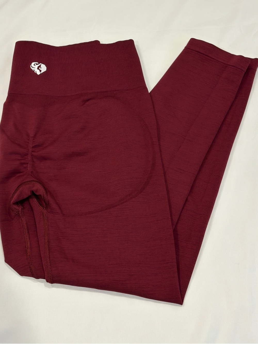 Women’s Best Burgundy Scrunch Leggings